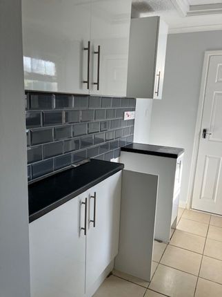 Albany Terrace, Minster-On-Sea photo 4