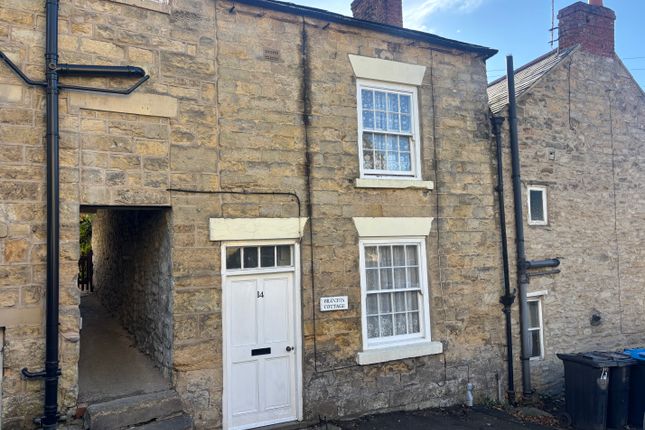 2-bed house on Pickering, £700/mo