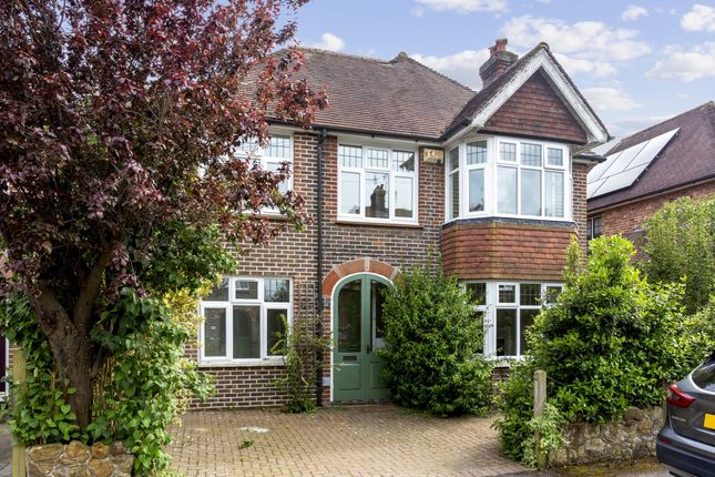 Thumbnail Detached house to rent in Pinewood Gardens, Southborough, Tunbridge Wells