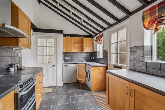 Ohio Cottage 44, Pinner Hill Road, Pinner photo 4