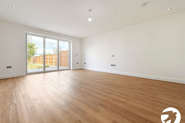 94, Brompton Farm Road, Kent photo 3