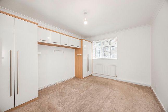 Flat 11, Lefroy House, London photo 4