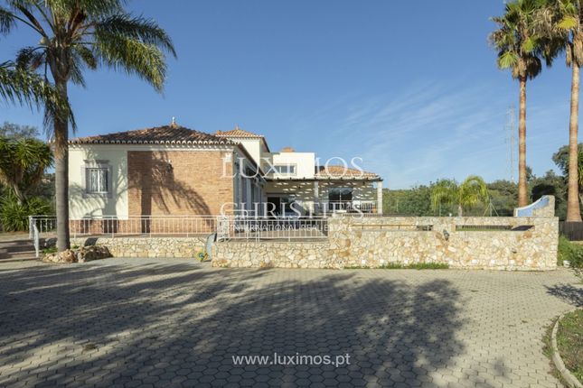 Villa for sale in 8150 São Brás De Alportel, Portugal