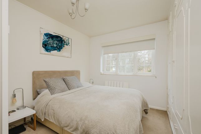 Flat 9, Florence Court,, Sunnyside, Wimbledon Common photo 2