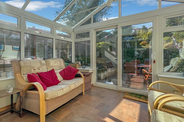 90 Clatterford Road, Newport photo 4