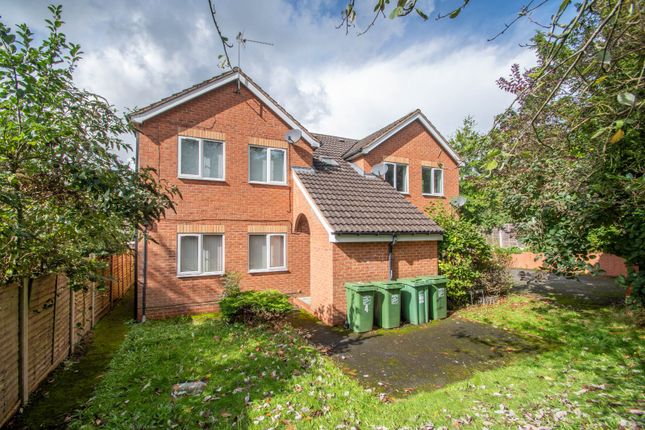 Flat for sale in 45A Well Close, Crabbs Cross, Redditch, Worcestershire