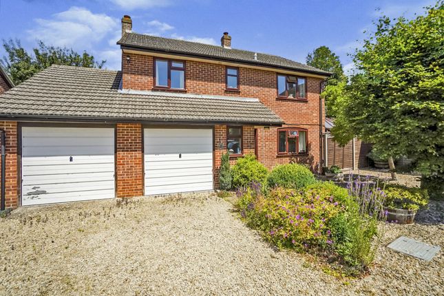 Thumbnail Detached house for sale in Fennemore Close, Oakley, Aylesbury
