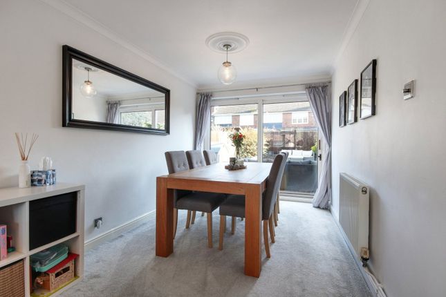 10, Ashwood Place, Dartford photo 3