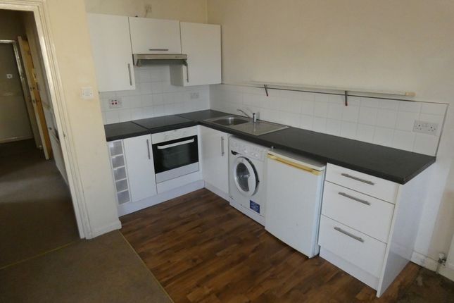 6,67 Usher Road, Usher Road, London photo 2