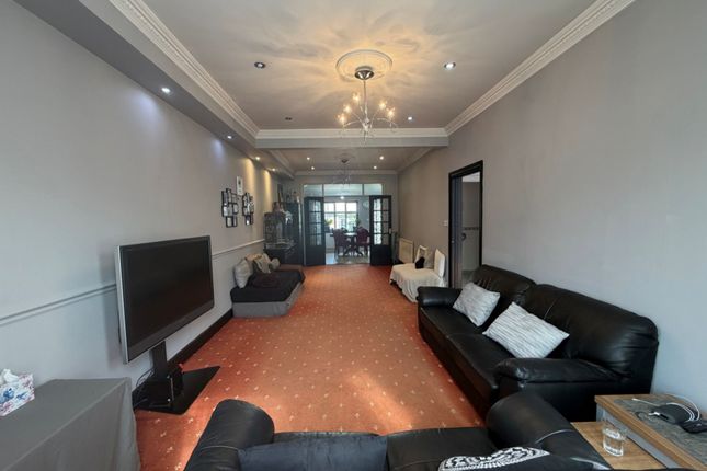 8, Geary Road, London photo 2