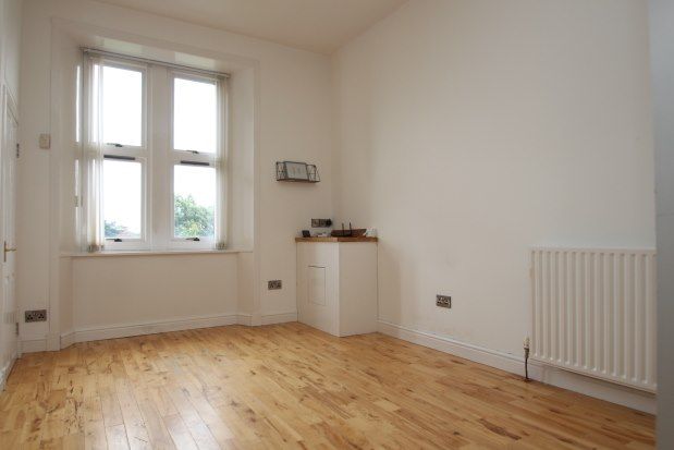 Thumbnail Flat to rent in 109A Greenfield Street, Alloa