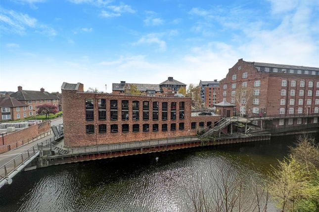 Flat for sale in Leetham House, York