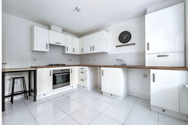 24, Benedict Lane, Hebburn photo 2