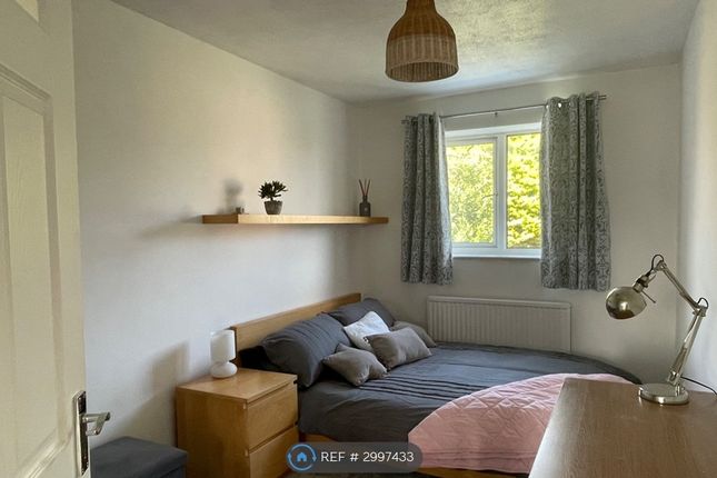 Hurlbote Close, Handforth, Wilmslow photo 2