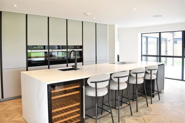 Kitchen Dining Living Area