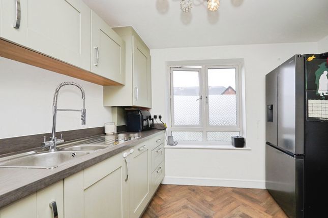 54, Blunden Drive, Kent photo 4