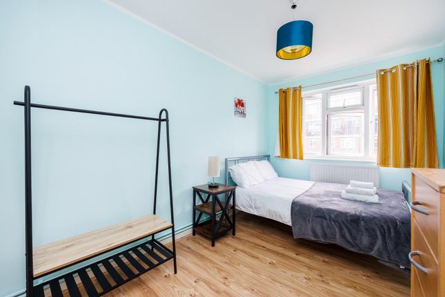 Thumbnail Flat to rent in Geffrye Estate, London