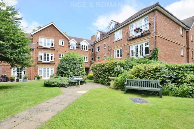 Flat for sale in Pegasus Court, Leatherhead