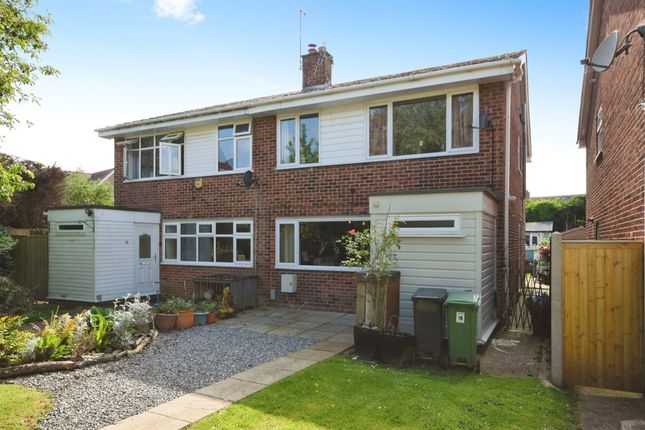 Thumbnail Semi-detached house for sale in Vaughan Close, Rayne, Braintree