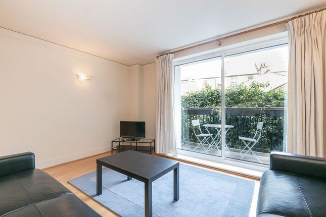 Thumbnail Flat to rent in Victoria Street, London