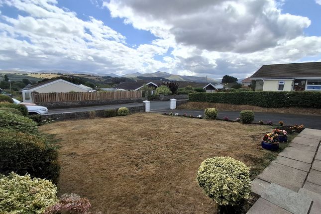 17, Pendre Close, Brecon photo 2