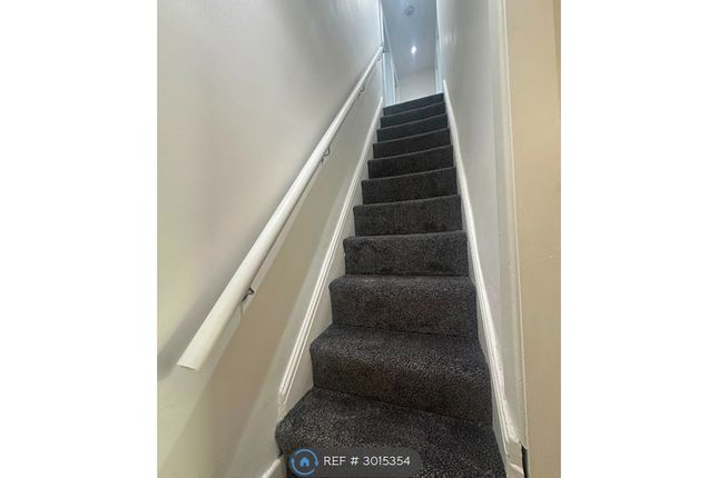 26, Stockbridge Road, Padiham, Burnley photo 5