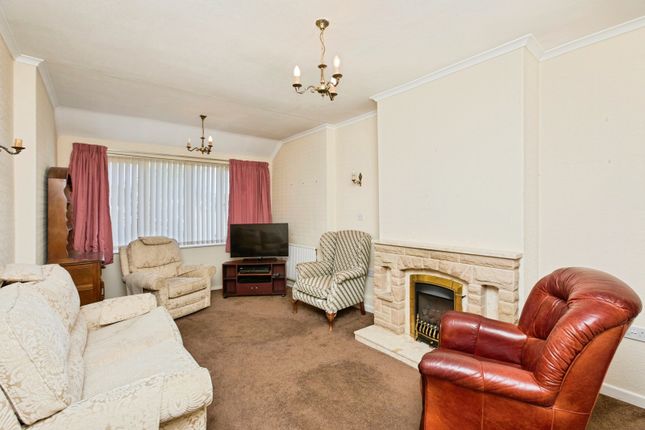 15, Charles Avenue, Derby photo 4
