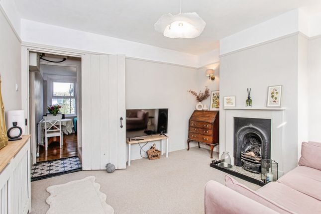 12, St. Johns Close, Southend-on-Sea photo 2