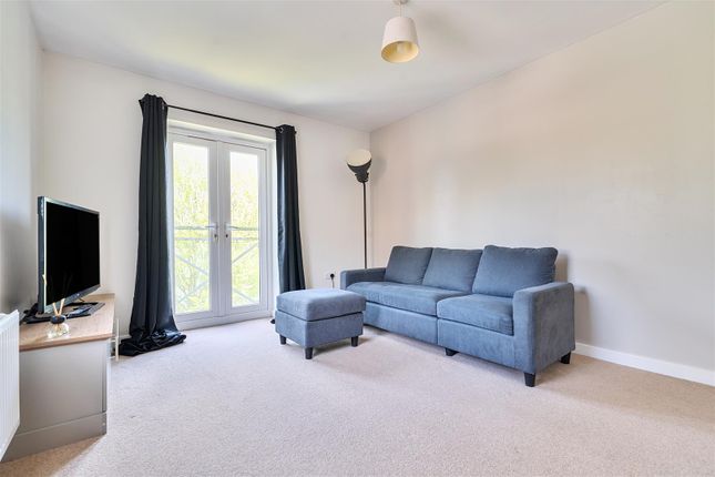 30, Queensgate, Maidstone photo 2
