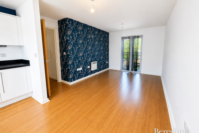 28, Duoro Mews, Colchester photo 3
