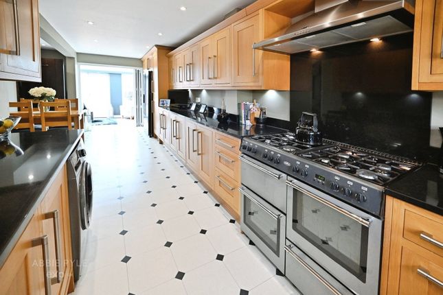 1, Goldsworth Drive, Rochester photo 2