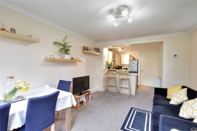 Flat for sale in Burnt Ash Hill, Lee, London