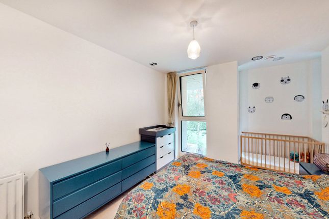 Flat for sale in Cable Walk, Greenwich`, London