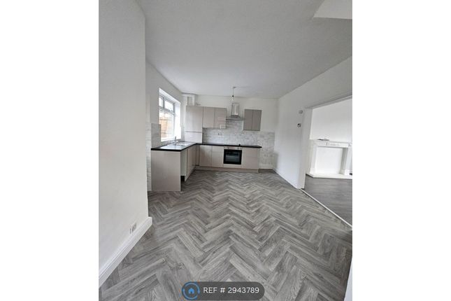 King George Road, Haydock, St. Helens photo 5