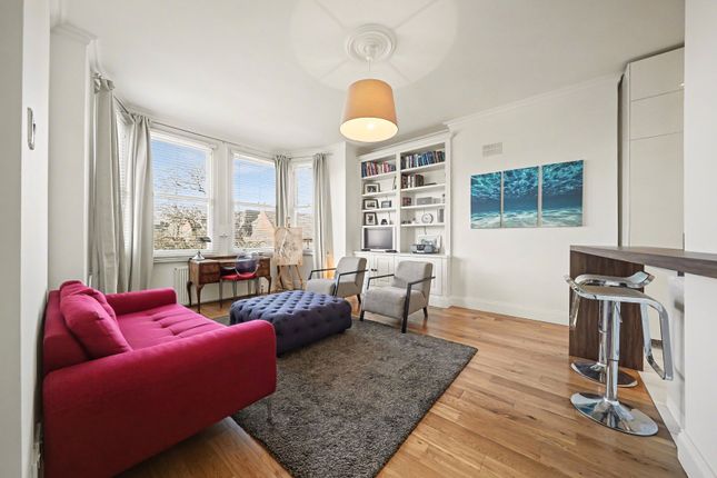 Flat 4, 36, Frognal, London photo 3