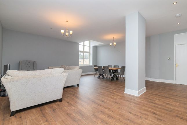 Flat for sale in Woolcarders Court, Stirling