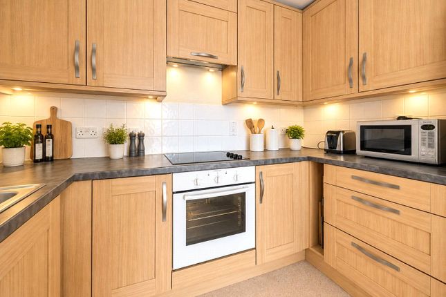 Flat 34, 20 Kennet Street, Berkshire photo 4