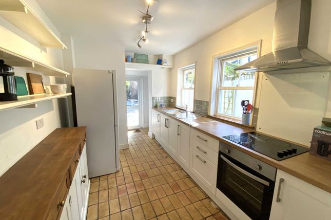 Thumbnail Terraced house to rent in St Johns Lane, Canterbury