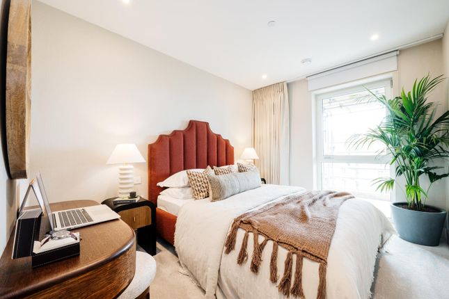 138, Bow Common Lane, London photo 3