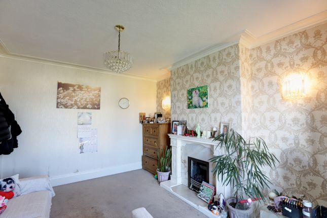 16, Mossom Lane, Thornton-cleveleys photo 4