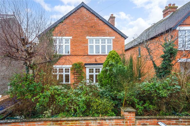 Thumbnail Detached house for sale in Salcombe Road, Newbury, Berkshire