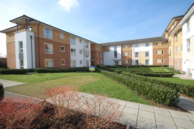 Thumbnail Flat to rent in Edison Court, Franklyn Avenue, Watford