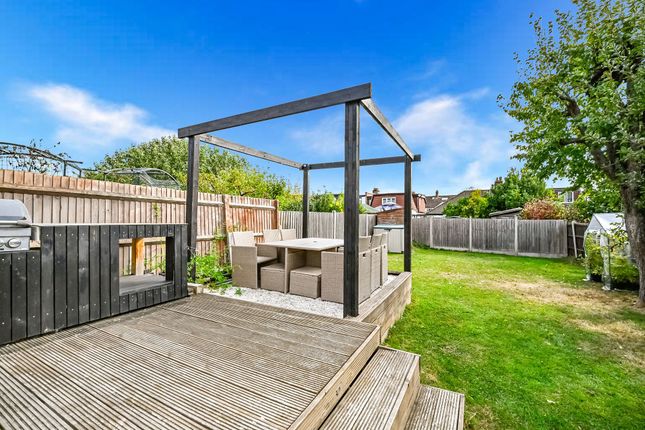 259 Prospect Road, Woodford Green photo 4