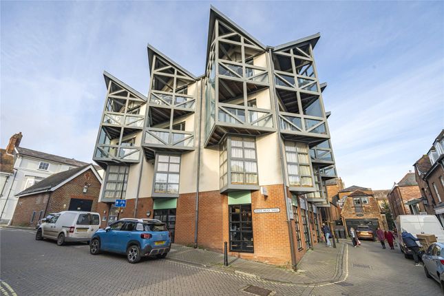Flat for sale in Kings Head Yard, Winchester, Hampshire