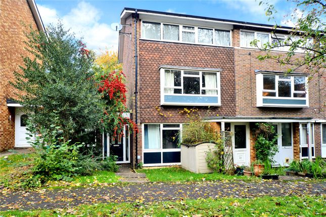Flat for sale in Grove Avenue, Epsom, Surrey
