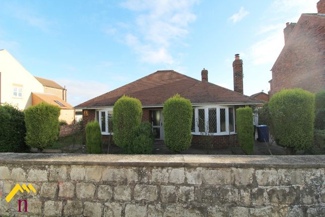 Thumbnail Bungalow to rent in Doncaster Road, Braithwell, Rotherham