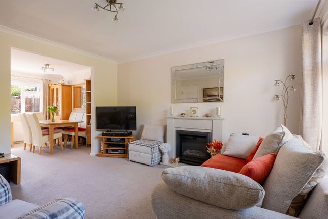 4,, Modbury Close, Stockport photo 3