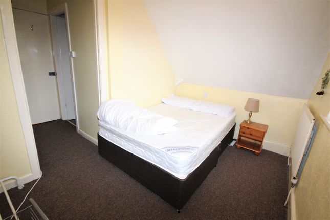 Room to rent in Glen Road, Boscombe, Bournemouth