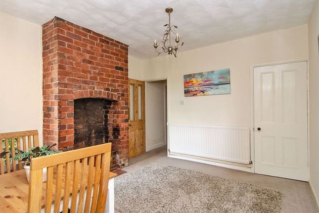 5, Hall Lane, Burntwood photo 4