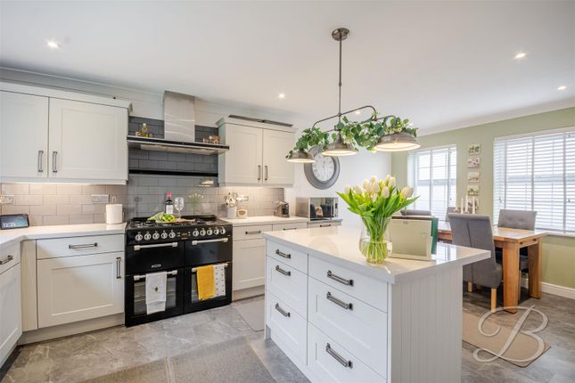 6, Grindleford Grange, Mansfield photo 4